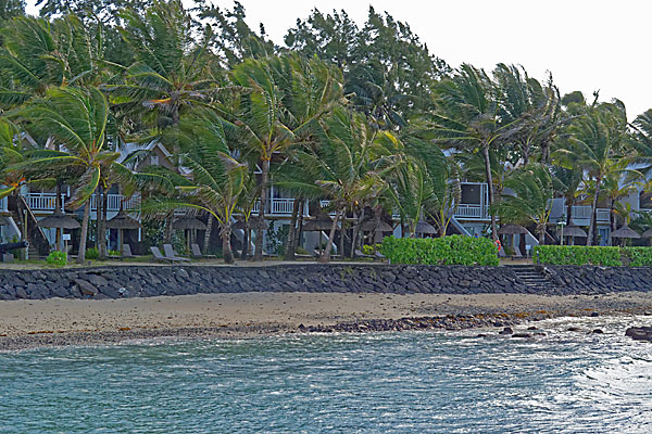 cid:image001.jpg@01D40959.921228F0